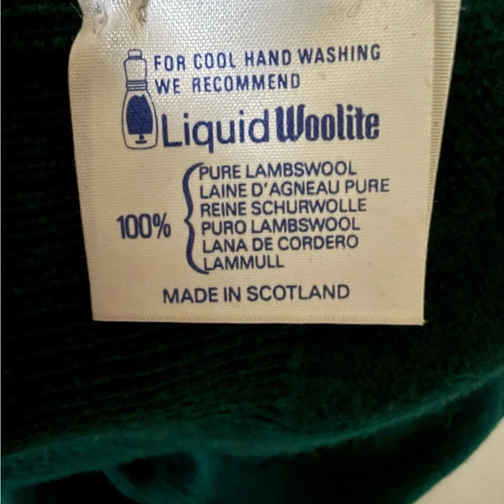 Pringle of Scotland Hunter Green Lambswool V-Neck Golf Preppy Academia Sweater